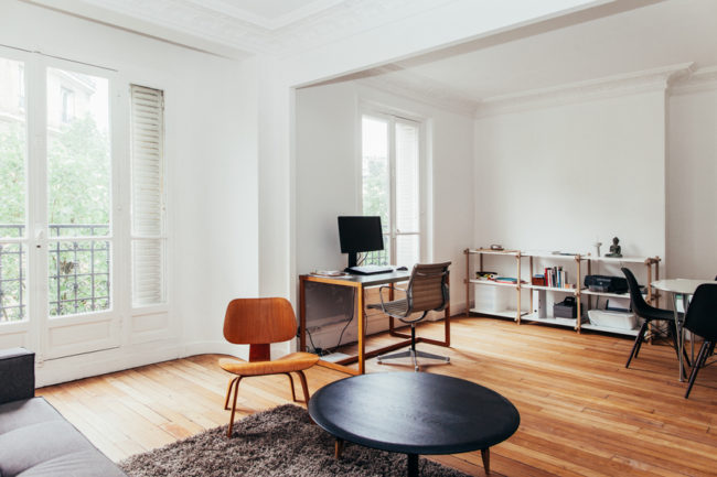 Naturally-Lit Minimalist Home Office