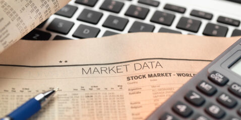 Financial services, viewing financial markets for investing